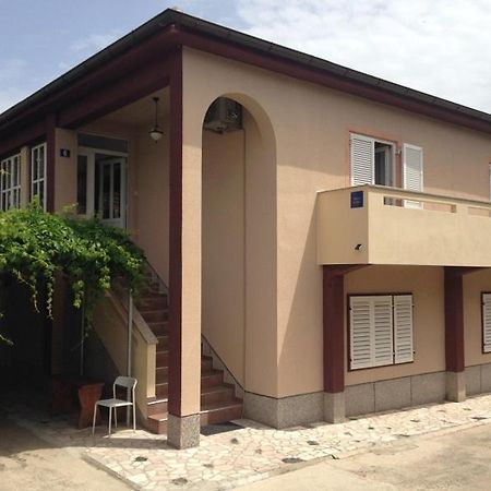 Summer Rooms Baska Ngoại thất bức ảnh